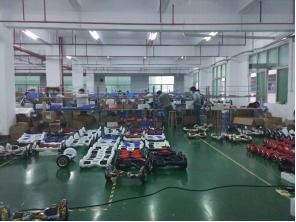 只剩100萬養(yǎng)活900名工人，外貿工廠的生存之路 轉向國內貿易代理